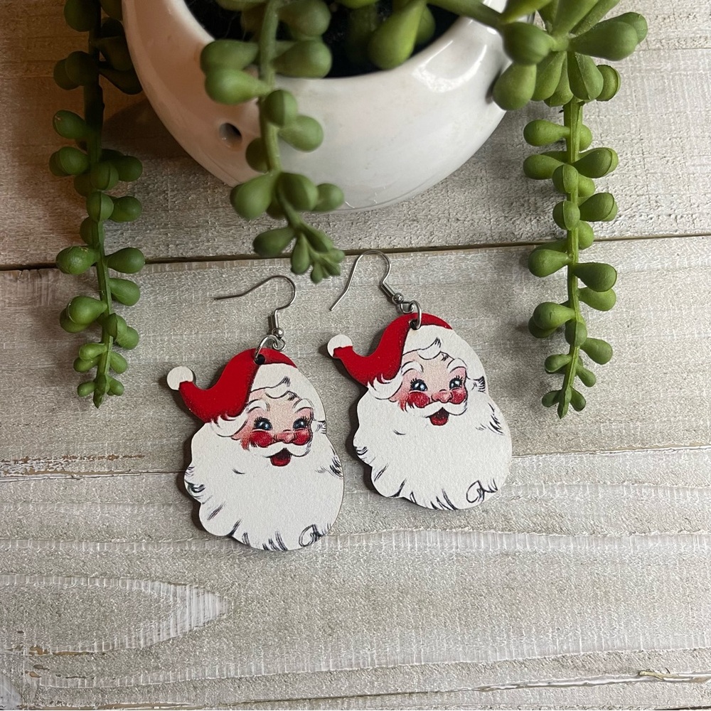 🎅🏼 Vintage Santa Claus Red Hat Christmas Holiday Earrings! New! Handmade!